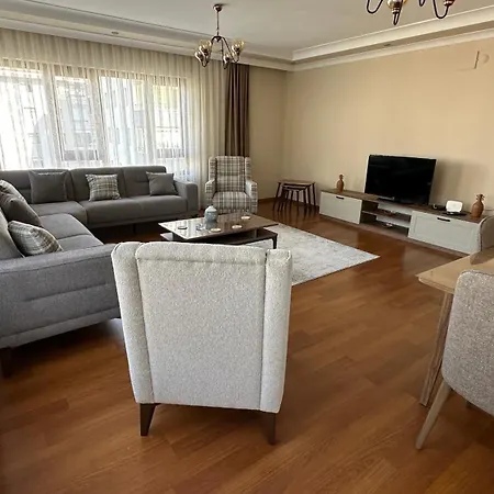 Corner Luxury *